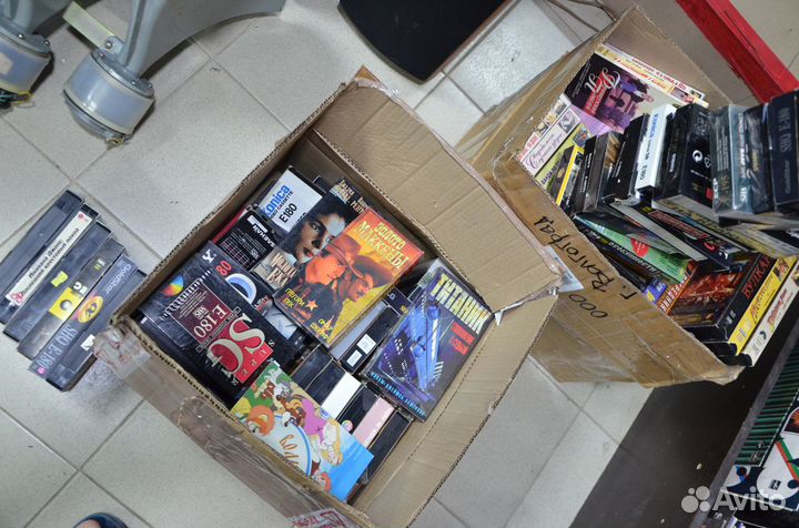 Видеокассеты фирменные 140 шт