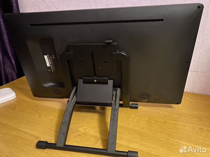 Графический планшет с экраном