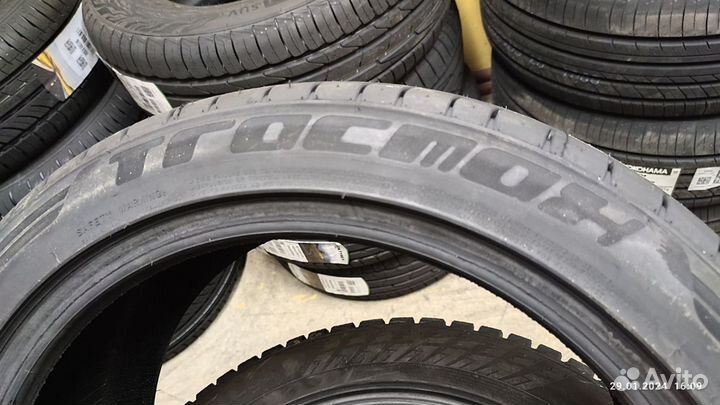 Tracmax X-Privilo TX3 215/55 R18 99V