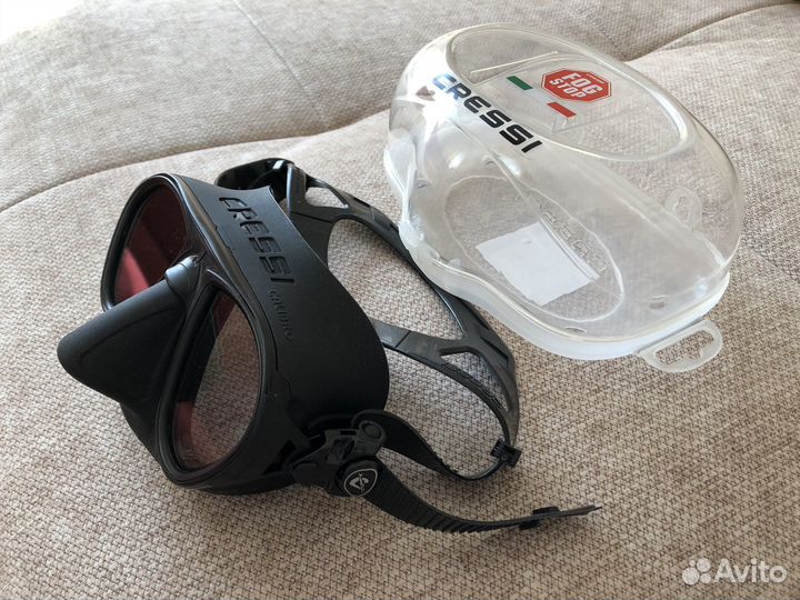 Маска Cressi calibro black малообъемная (ds425050)