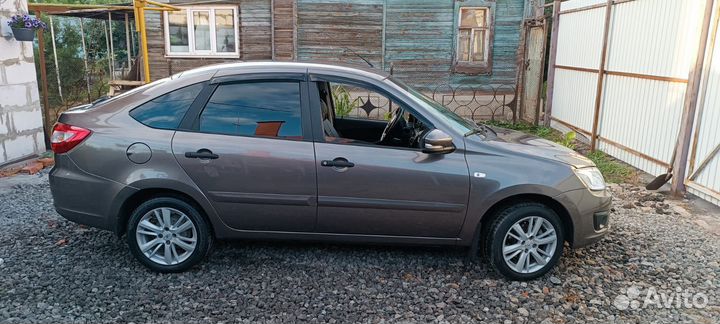 LADA Granta 1.6 МТ, 2017, 125 000 км