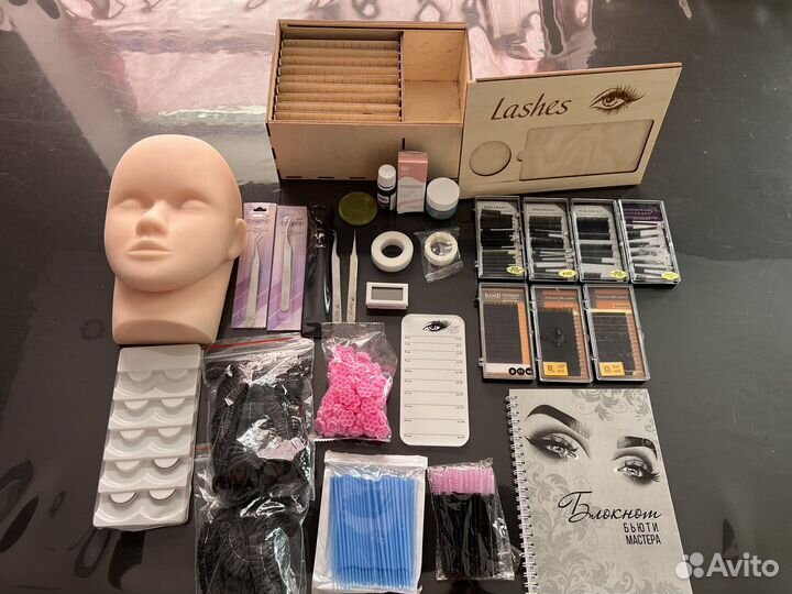 Кушетка для наращивания ресниц