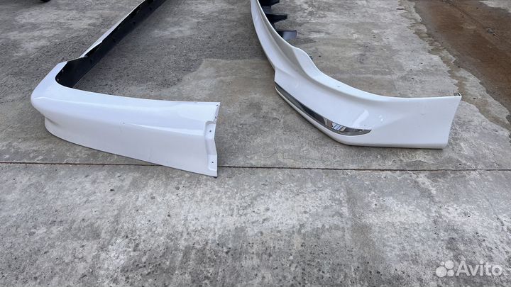 Накладка на бампера Land Cruiser 200 с 2013года