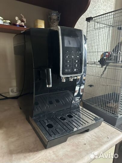 Кофемашина delonghi dinamica