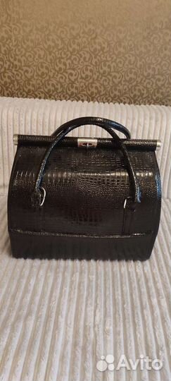 Сумка кейс для косметики и маникюра