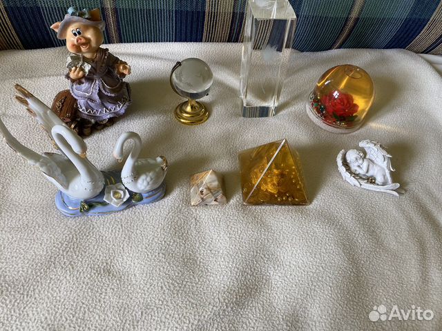 Сувениры,копилки,статуэтки