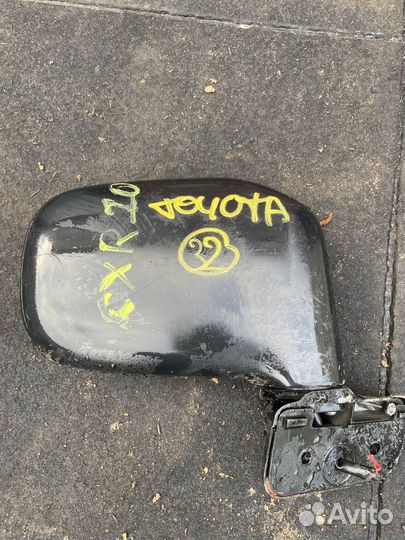 Зеркало правое Toyota Estima