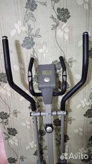 Эллиптический тренажер torneo