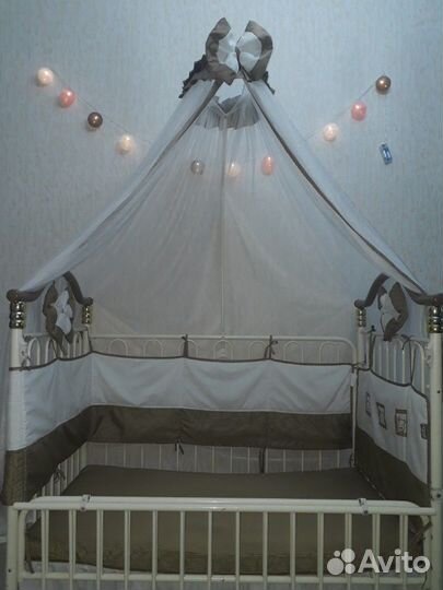 Кроватка детская