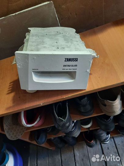 Панель управления стиральной машины зануси