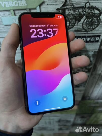 iPhone Xs, 256 ГБ