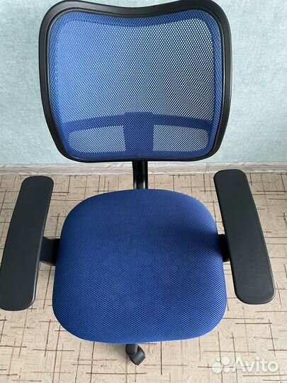 Компьютерное кресло