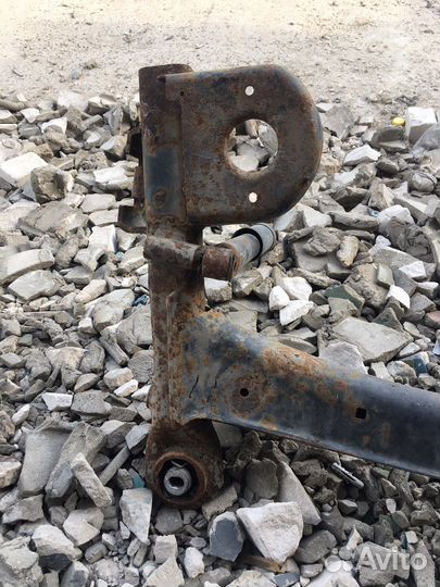 Балка задняя Рено Лагуна Renault Laguna 2