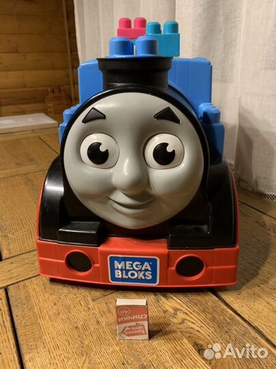 Игрушка паровоз мега бокс