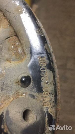 Тормозной щиток правый Ford Focus 3 2015 BV612209R