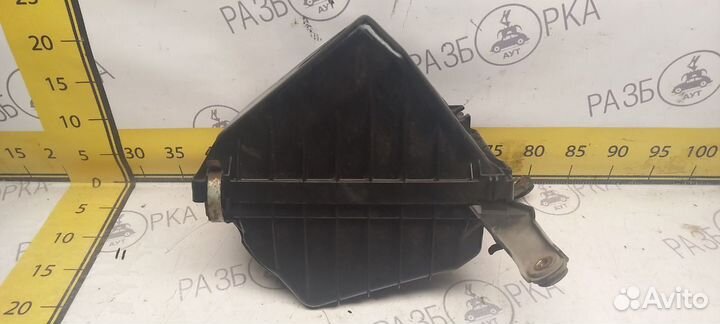 Корпус воздушного фильтра Subaru Legacy 2 BG