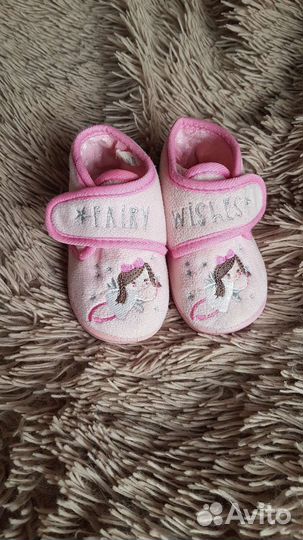 Детская обувь на девочку