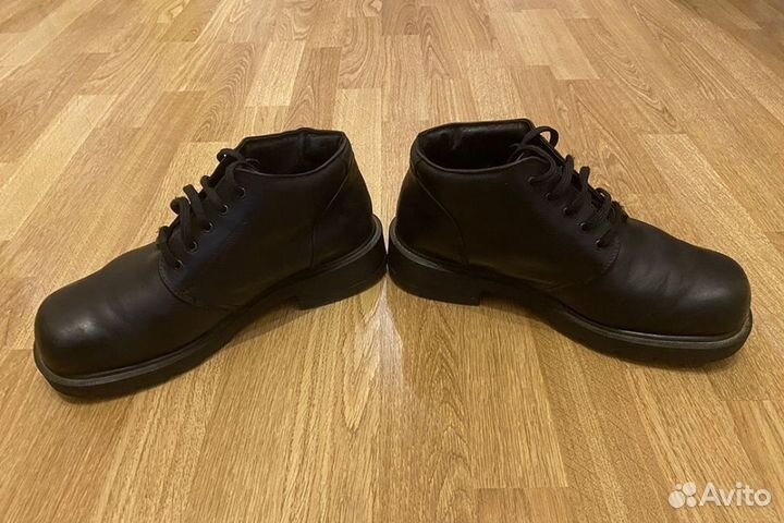 England dr martens 9uk 90ых