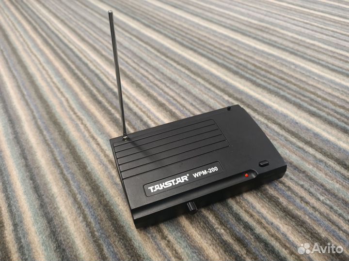 Takstar WPM-200 ушной мониторинг