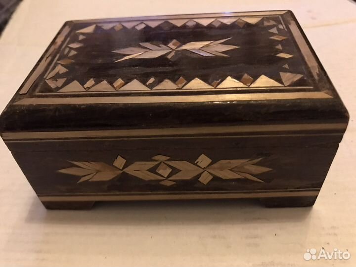 Шкатулка деревянная