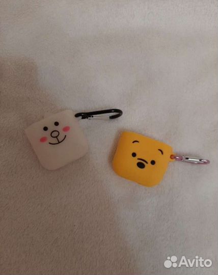 Чехлы для airpods