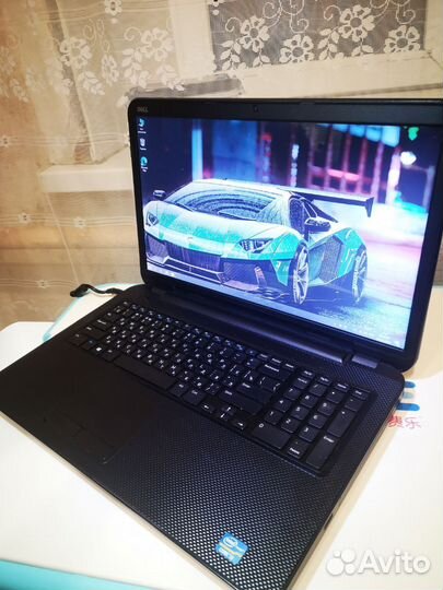 Dell Большой Экран 17.3