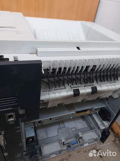 Принтер лазерный HP LJ 600 M601 на запчасти