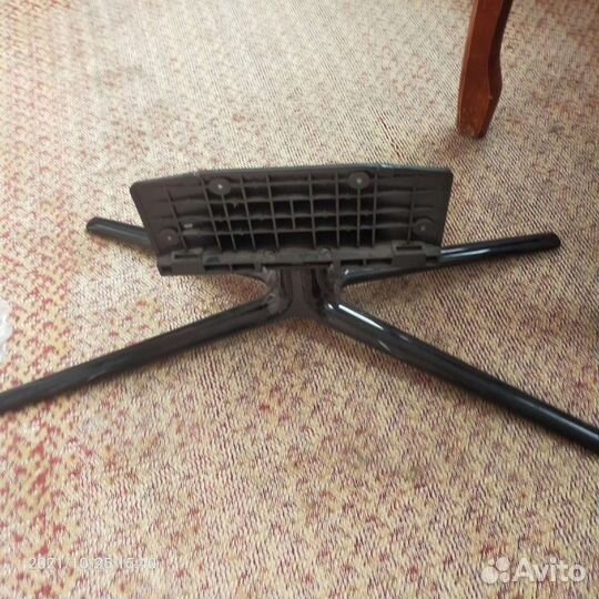 Подставка Самсунг 40