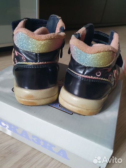 Ботинки для девочки