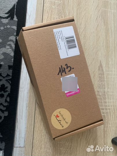 Волосы на заколках блонд