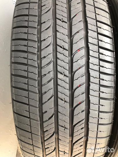 Bridgestone Dueler H/T 843 215/60 R17