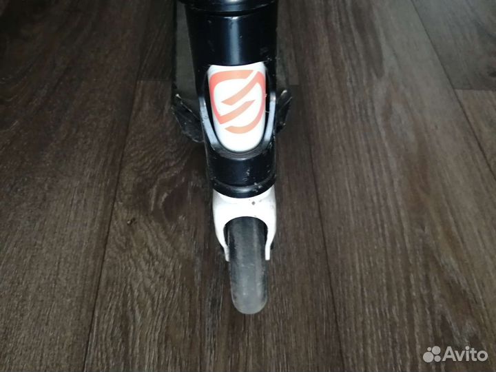 Трюковой самокат oxelo