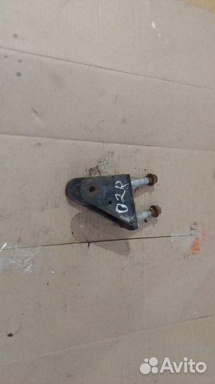 Кронштейн амортизатора правый Man Tga