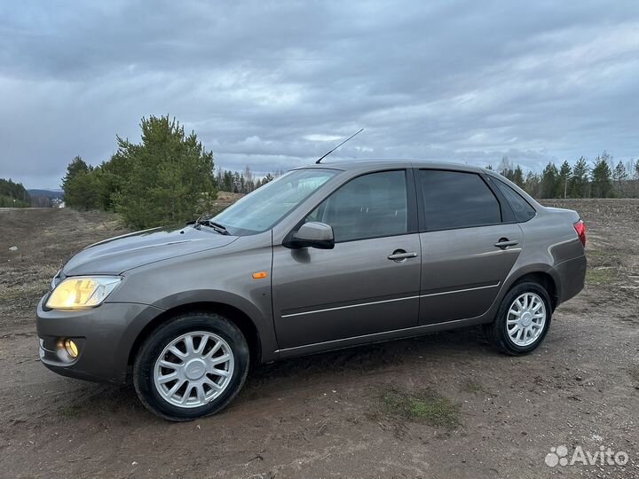 LADA Granta 1.6 МТ, 2015, 132 587 км