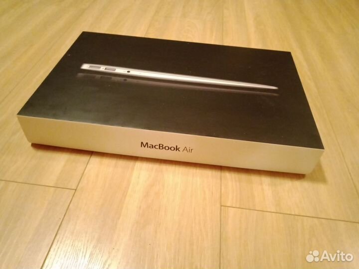 Usb-флешка на 8Гб от Apple (Macbook Air) новая