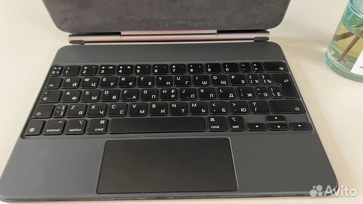 Клавиатура Apple Magic Keyboard для iPad pro 11