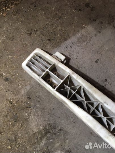 Усилитель переднего бампера Мазда Мпв Mazda MPV LW