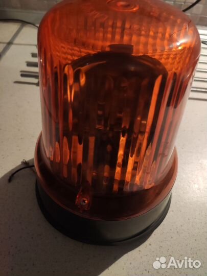 Проблесковый маяк желтый 12 В