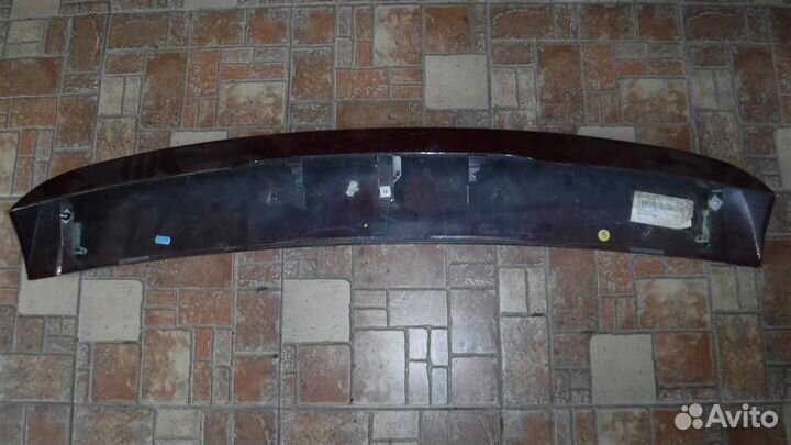 Спойлер (дефлектор) двери багажника Volkswagen To