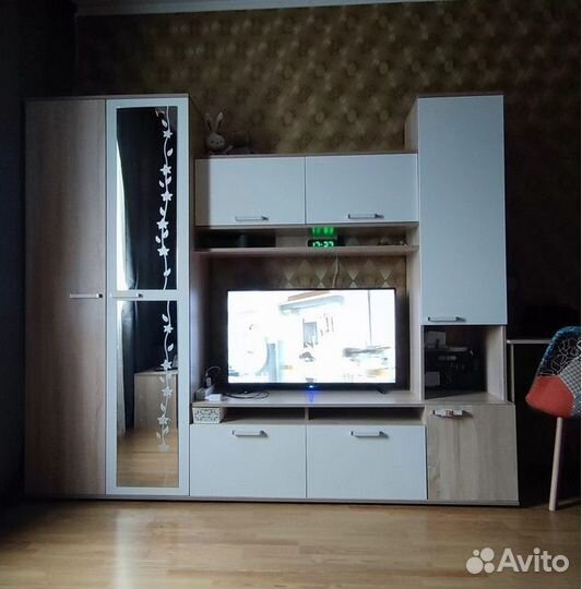 Стенка новая. Ширина 2300 мм