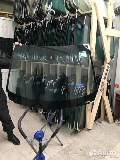 Лобовое стекло Рено Меган