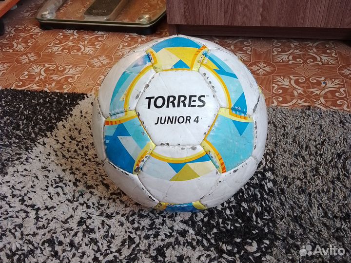 Футбольный мяч Torres 4