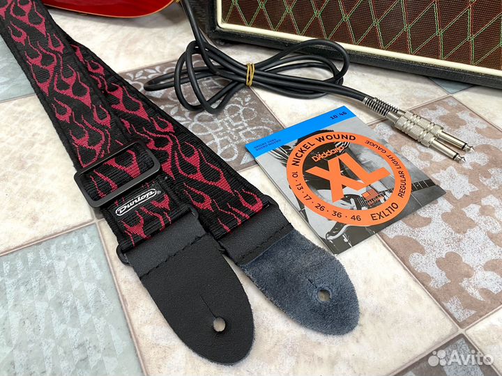 Электрогитара Ibanez с комбиком Ibanez