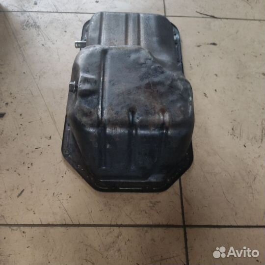 Поддон/ Картер двигателя hyundai / Mitsubishi