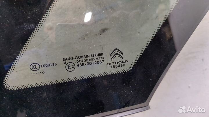 Стекло кузовное боковое правое заднее Citroen C4 Picasso