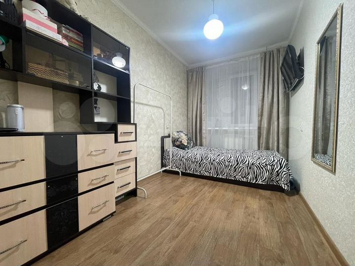 2-к. квартира, 40 м², 4/9 эт.
