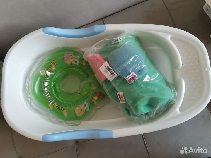 Ванночка и Круг для купания. Накладка на унитаз