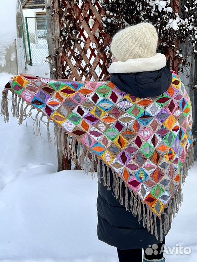Шаль вязаная крючком
