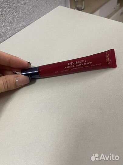 Крем для кожи вокруг глаз Loreal