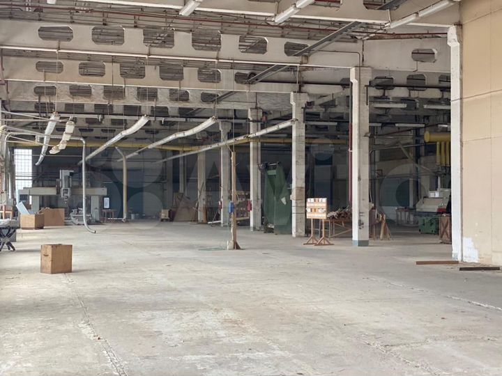 1800м² теплое торгово-складское